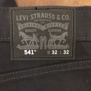 Levi’s 541 Dark Gray 32x32 new no tags